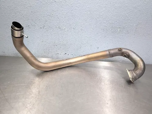 2019 DUCATI HYPERMOTARD 950 OEM HORIZONTAL EXHAUST HEADER PIPE - 57014911C