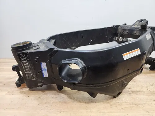 2004 2005 Suzuki GSXR 600 Main Frame Chassis 100% EZ REG RBLT