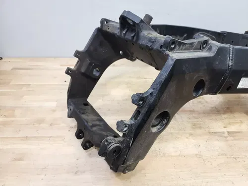 2004 2005 Suzuki GSXR 600 Main Frame Chassis 100% EZ REG RBLT