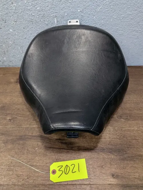 2005-2010 Suzuki M50 VZ 800 OEM Front Driver Seat Saddle - 45100-39G01-48H