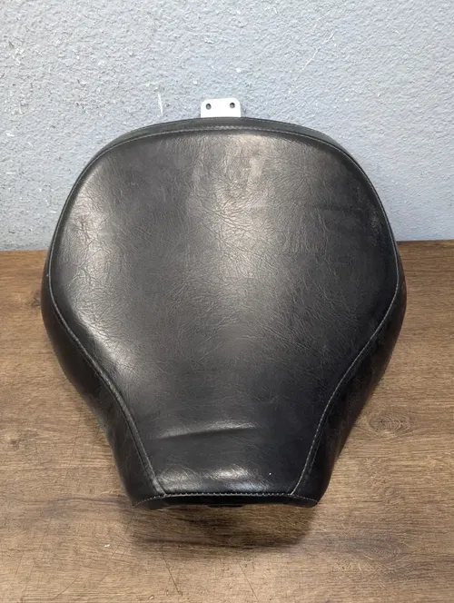 2005-2010 Suzuki M50 VZ 800 OEM Front Driver Seat Saddle - 45100-39G01-48H
