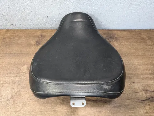 2005-2010 Suzuki M50 VZ 800 OEM Front Driver Seat Saddle - 45100-39G01-48H