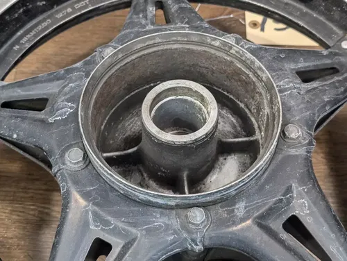 1979-1980 HONDA CM400A HONDAMATIC CM400T OEM REAR BACK WHEEL RIM 16 X MT2.50