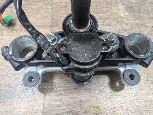2007 Suzuki GS500 GS 500 F OEM Triple Tree Set - 51410-01D91