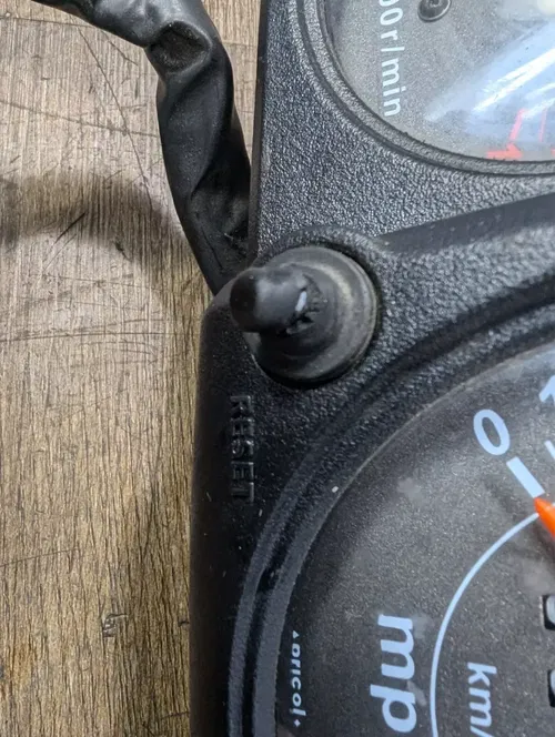 2008 - 2012 Kawasaki Ninja 250 R OEM Speedo Tach Fuel Gauge Cluster - 25031-0159