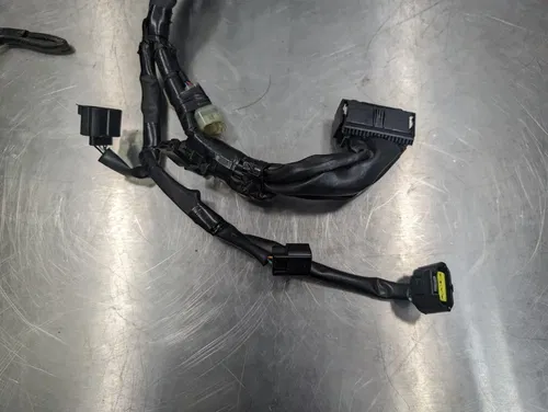 17-20 YAMAHA YZF R6 OEM MAIN ENGINE WIRING HARNESS MOTOR WIRE bn6-82590-10-00