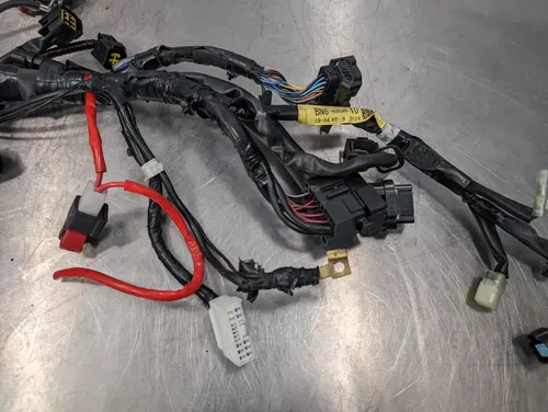 17-20 YAMAHA YZF R6 OEM MAIN ENGINE WIRING HARNESS MOTOR WIRE bn6-82590-10-00