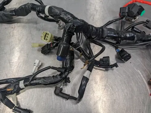 17-20 YAMAHA YZF R6 OEM MAIN ENGINE WIRING HARNESS MOTOR WIRE bn6-82590-10-00
