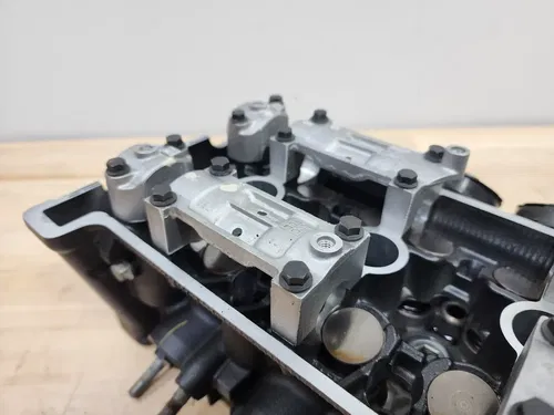 Yamaha Fz6r 2009-2012 Engine Head Top End Cylinder Head  20s-11101-00-00