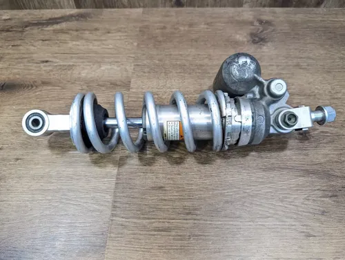 2007-2008 YAMAHA YZF R1 OEM REAR BACK SHOCK ABSORBER SUSPENSION 4C8-22210-11-00