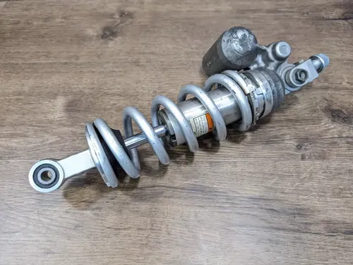 2007-2008 YAMAHA YZF R1 OEM REAR BACK SHOCK ABSORBER SUSPENSION 4C8-22210-11-00
