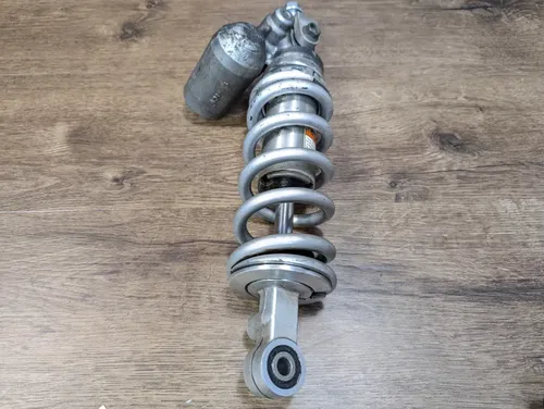 2007-2008 YAMAHA YZF R1 OEM REAR BACK SHOCK ABSORBER SUSPENSION 4C8-22210-11-00