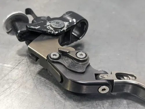 2004-2009 Yamaha FZ6 Aftermarket Clutch Lever & Bracket - 5VX-82910-01-00