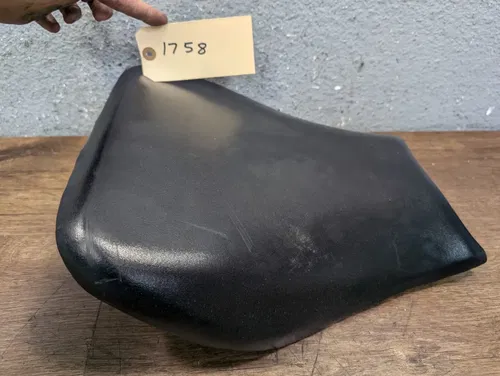 04-07 HONDA CBR1000RR OEM FRONT DRIVERS SEAT PAD SADDLE PILLION - 77100-MEL-D20