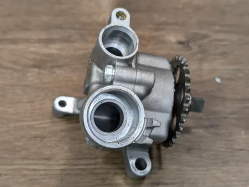 03-04 YAMAHA YZF R6 06-09 R6S OEM ENGINE MOTOR OIL PUMP - 5MT-13300-00-00