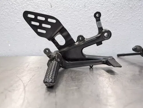 YAMAHA 03-04 YZF R6 06-09 R6S OEM FRONT FOOT PEG STEP BRAKE PEDAL SHIFTER SET