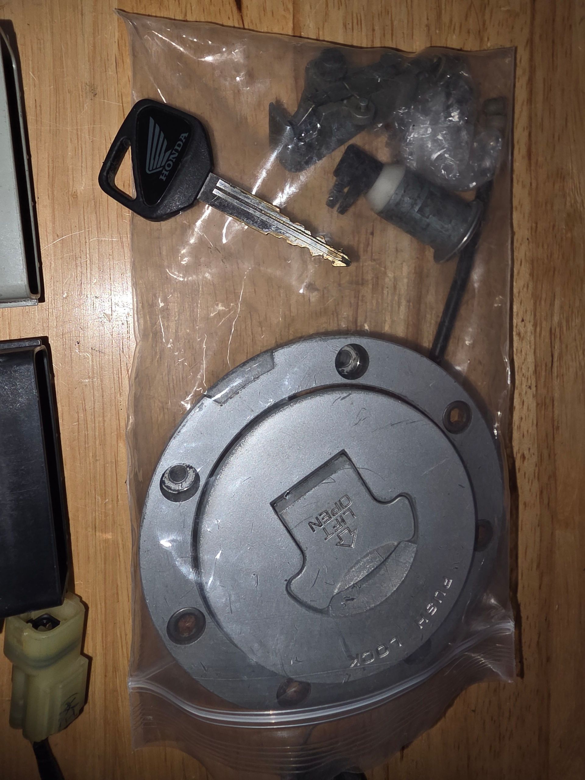 Honda CBR1100XX ECM With Hiss Complete Kit