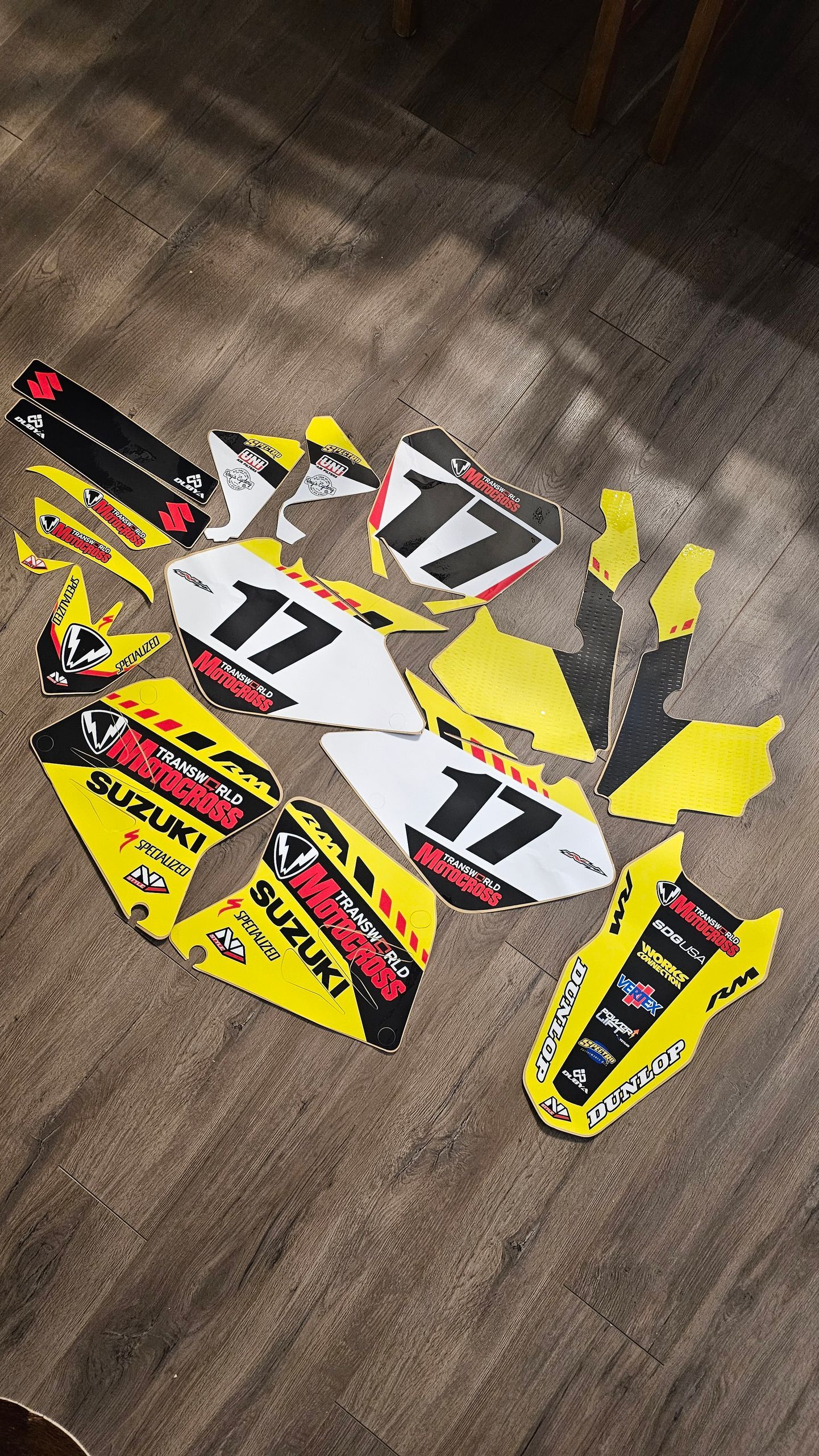 Transworld Suzuki Graphics 
