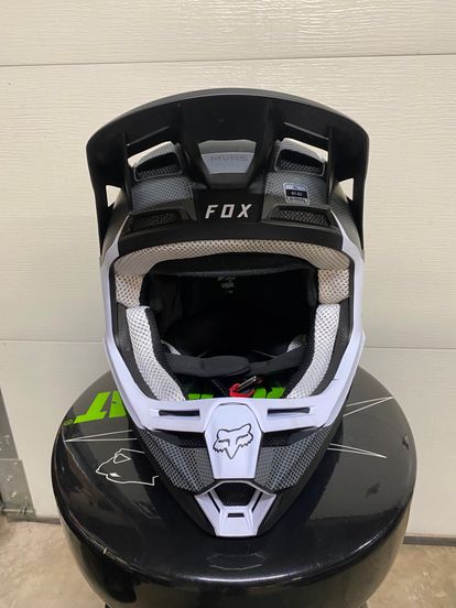 FOX V2 SPEYER HELMET XL