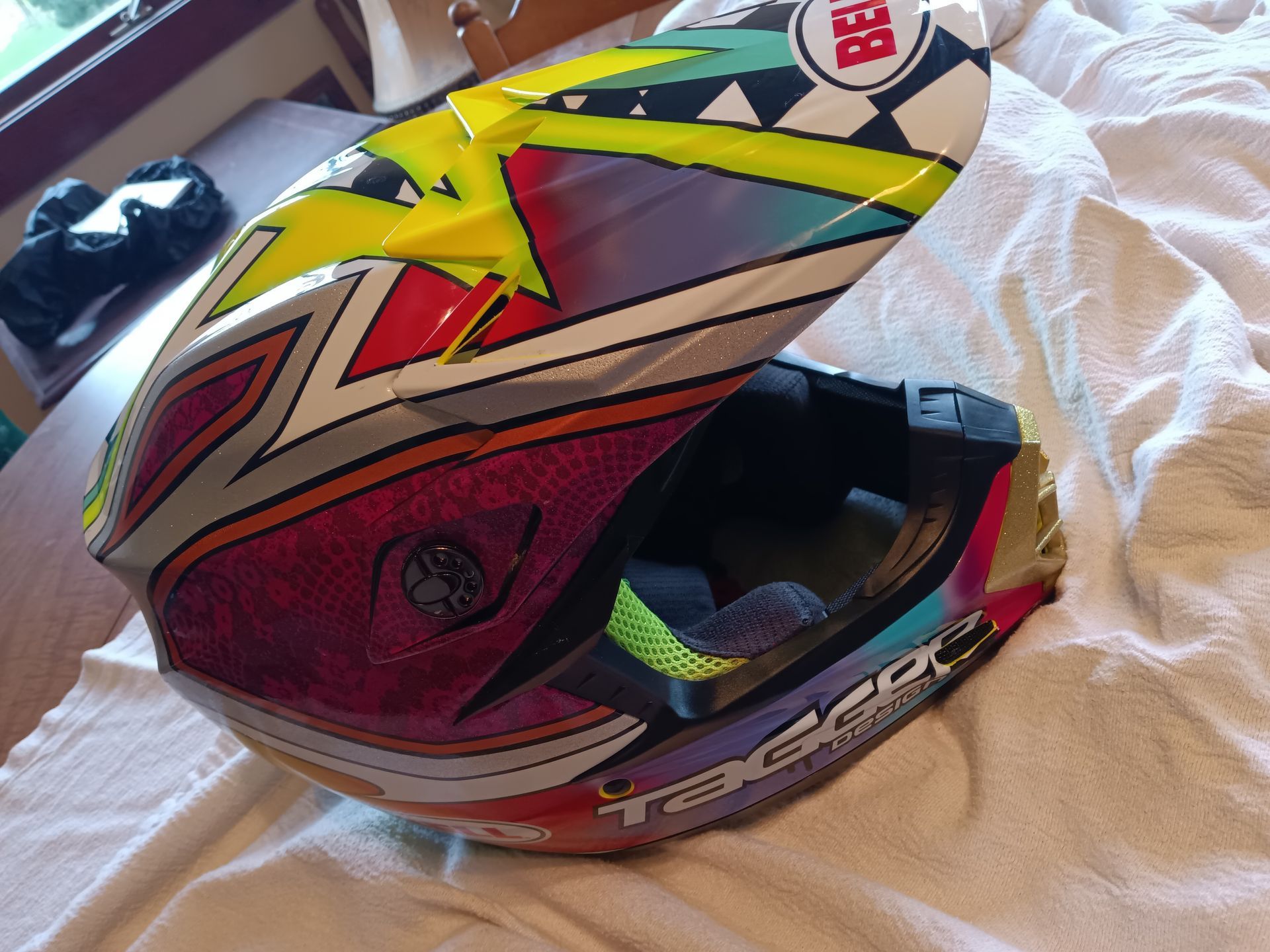 【Bellᵕ̈*】 Bell Moto 9 Flex Tagger Mayhem Large Clean