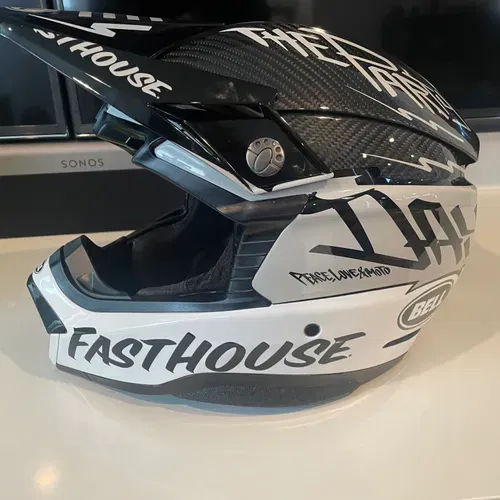 Bell Helmets - Size Xl