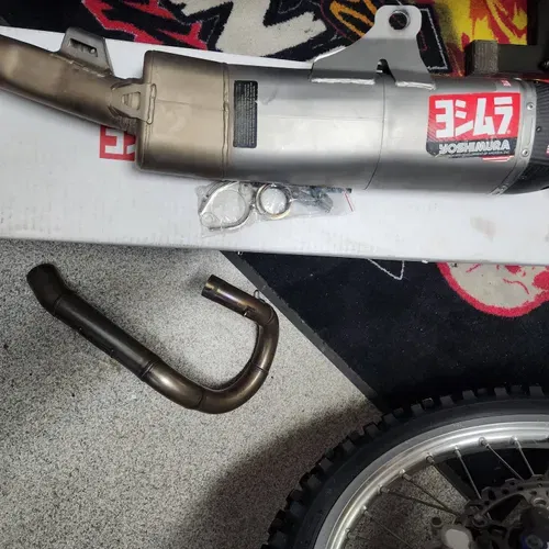 Yoshimura Exhaust System 