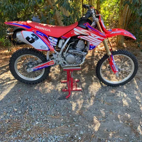 2022 Honda CRF150rb 