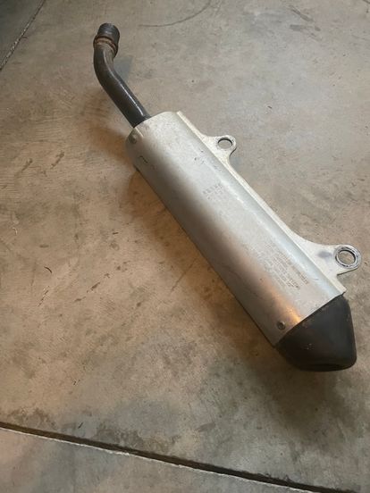 2001 rm250 exhaust outlet