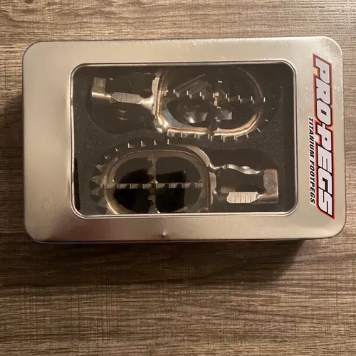 Pro Pegs Titanium Foot Pegs