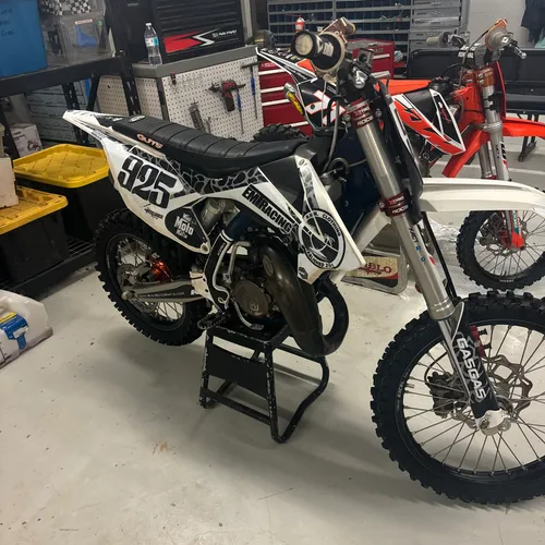 2022 Husqvarna Lynk's 112 Complete With Carb