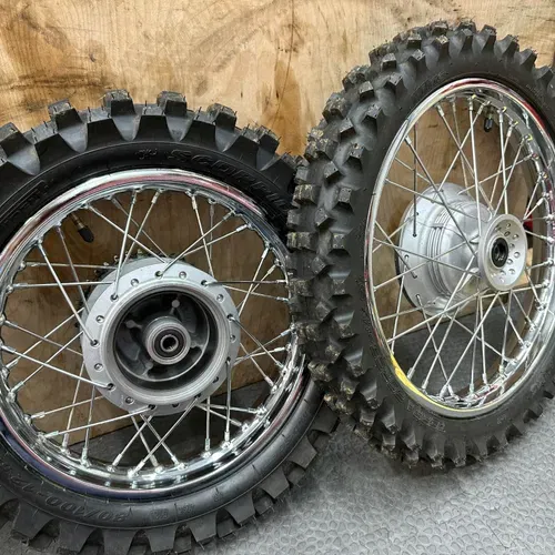2022 Honda CRF110 Wheels 
Mint 

As New 2.5 Hours With Upgraded Tires 