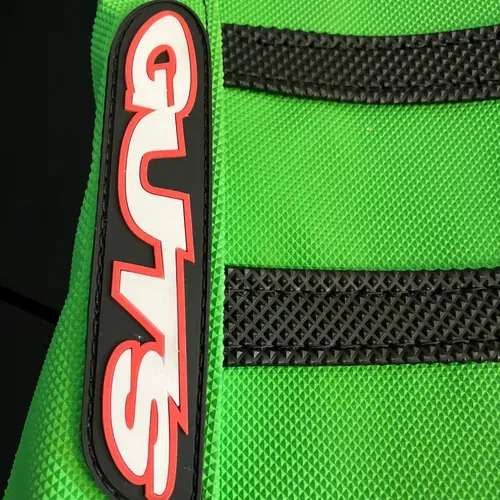 Seat cover Guts