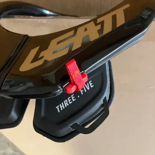 leatt 5.5 neck brace