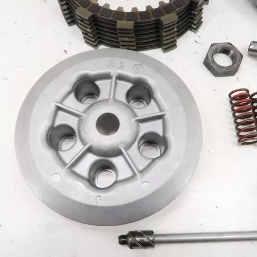 Yamaha WR400 - Stock Clutch Kit Plates Hub Springs Bolts Set - 1998 WR 400 OEM