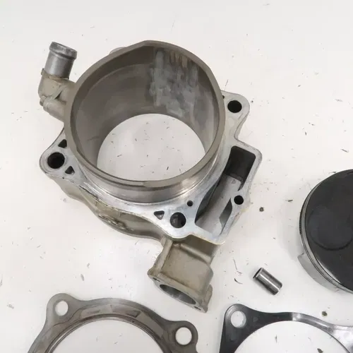 Honda CRF450R - Stock Cylinder w/ Piston - SCORED WALLS - 2015 CRF 450 OEM