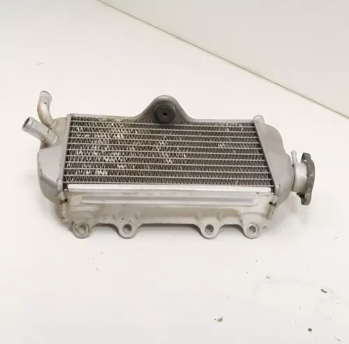 Yamaha YZ250F - Right Fill Side Radiator w/ Cap - 2001 YZ 250F OEM