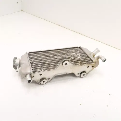 Yamaha YZ250F - Right Fill Side Radiator w/ Cap - 2001 YZ 250F OEM