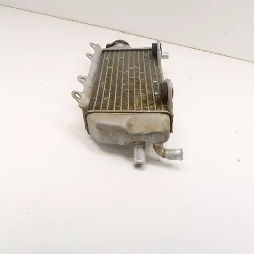 Yamaha YZ250F - Right Fill Side Radiator w/ Cap - 2001 YZ 250F OEM