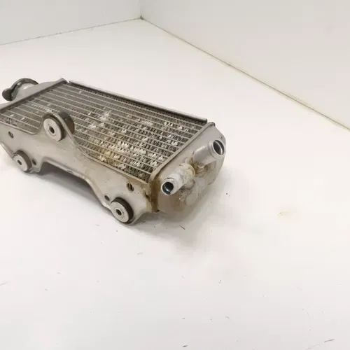 Yamaha YZ250F - Right Fill Side Radiator w/ Cap - 2001 YZ 250F OEM