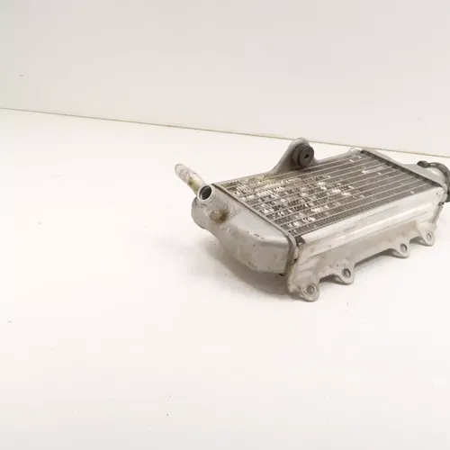 Yamaha YZ250F - Right Fill Side Radiator w/ Cap - 2001 YZ 250F OEM