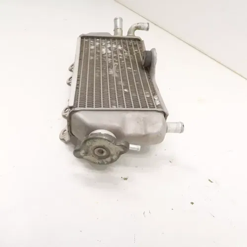 Yamaha YZ250F - Right Fill Side Radiator w/ Cap - 2001 YZ 250F OEM