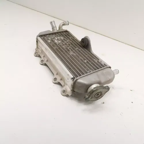 Yamaha YZ250F - Right Fill Side Radiator w/ Cap - 2001 YZ 250F OEM