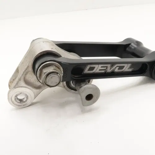 Yamaha YZ450F - Stock Linkage Knuckle w/ DEVOL Lowering Link - 2019 YZ450 OEM