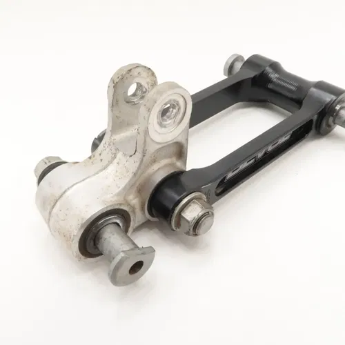 Yamaha YZ450F - Stock Linkage Knuckle w/ DEVOL Lowering Link - 2019 YZ450 OEM