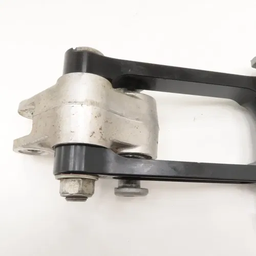 Yamaha YZ450F - Stock Linkage Knuckle w/ DEVOL Lowering Link - 2019 YZ450 OEM