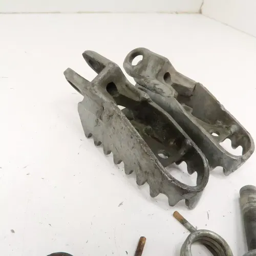 Suzuki DRZ400S - Stock Foot Peg Set Pegs - 2006 DRZ 400 OEM