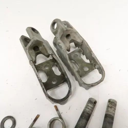 Suzuki DRZ400S - Stock Foot Peg Set Pegs - 2006 DRZ 400 OEM