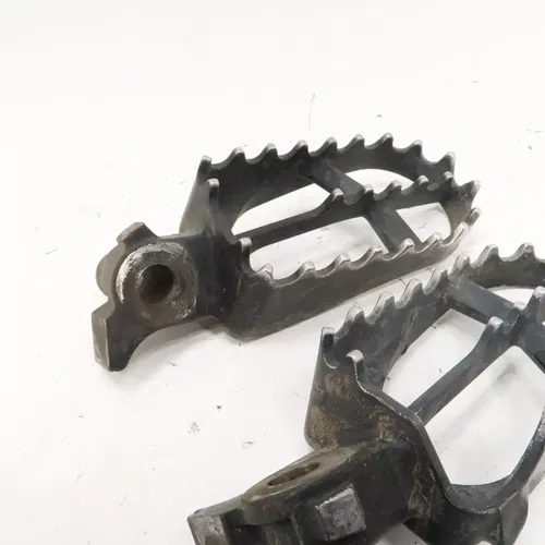 Yamaha WR450F- Stock Foot Peg Set Pegs - 2003 WR 450F OEM
