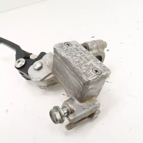 Kawasaki KX450F - Stock Front Brake Master Cylinder 43015-0695 - 2017 KX450 OEM