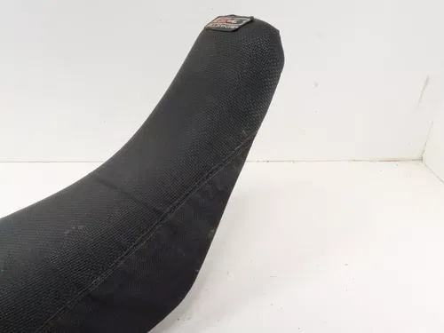 Yamaha WR400 - Stock Seat w/ Ballisti-Grip B3 Cover - 1998 WR 400 OEM